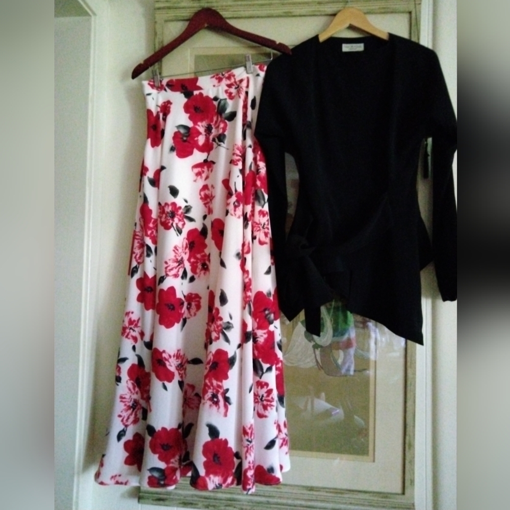 Vintage floral maxi skirt by Jenn - Picture 3 of 8
